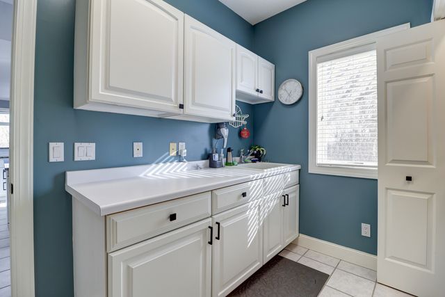 1117 Melody Hills Drive, Fulton, IL 61252