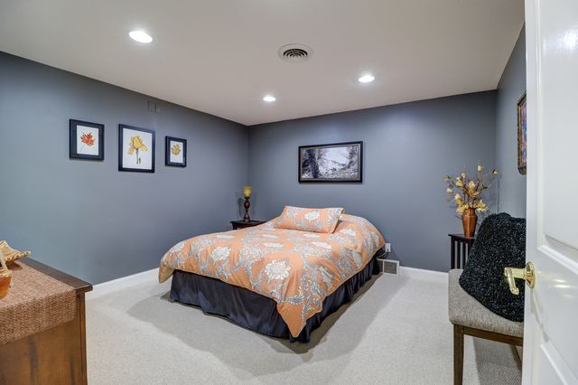 1117 Melody Hills Drive, Fulton, IL 61252