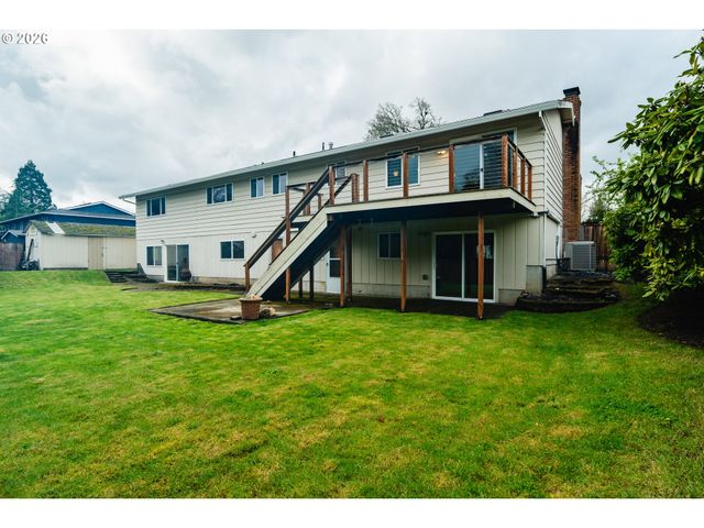 5484 Se ROETHE Rd, Milwaukie, OR 97267