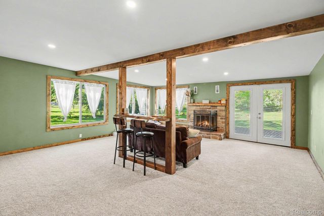 207 N Elms Road, Flushing, MI 48433
