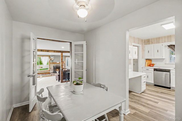 207 N Elms Road, Flushing, MI 48433