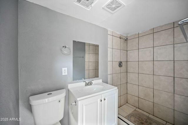 2601 N 51st Street, Phoenix, AZ 85008
