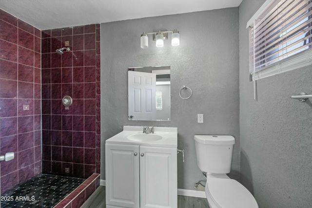 2601 N 51st Street, Phoenix, AZ 85008
