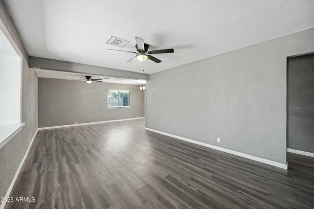 2601 N 51st Street, Phoenix, AZ 85008