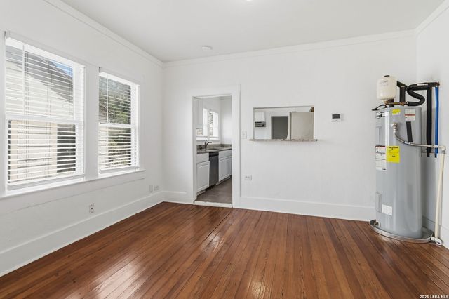 527 E DREXEL AVE, San Antonio, TX 78210