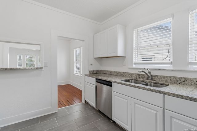 527 E DREXEL AVE, San Antonio, TX 78210