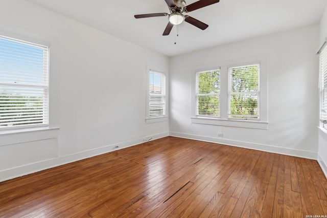 527 E DREXEL AVE, San Antonio, TX 78210
