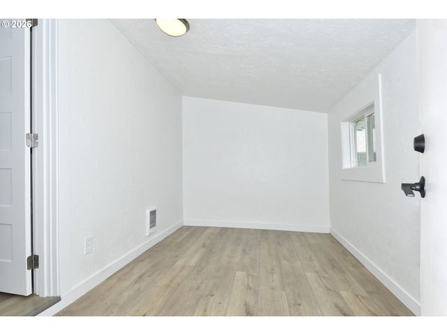 5636 Se 88TH Ave, Portland, OR 97266