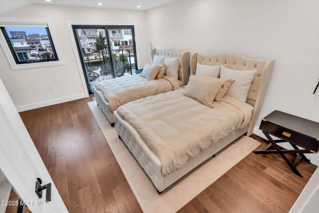 320 Silver Lagoon Drive, Toms River, NJ 08753