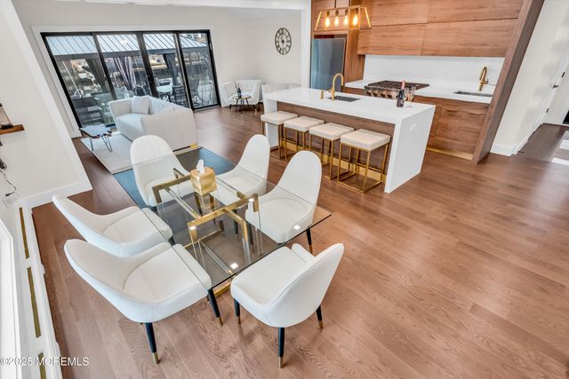 320 Silver Lagoon Drive, Toms River, NJ 08753