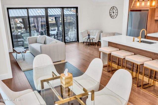 320 Silver Lagoon Drive, Toms River, NJ 08753