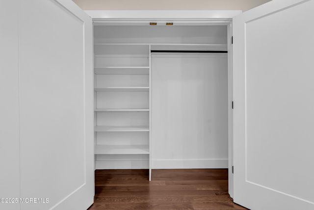 320 Silver Lagoon Drive, Toms River, NJ 08753