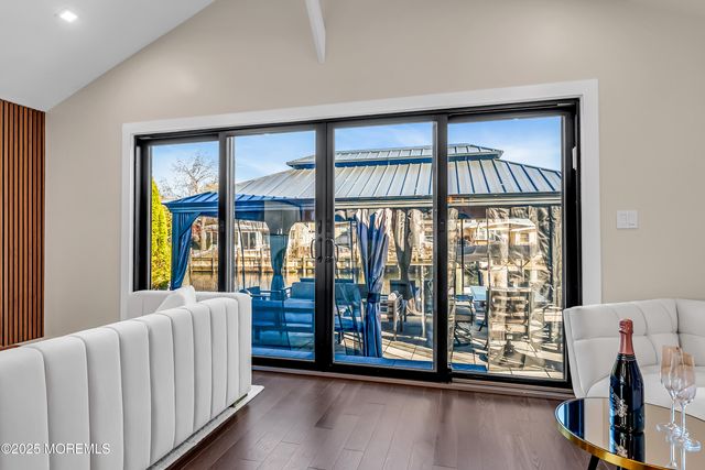 320 Silver Lagoon Drive, Toms River, NJ 08753