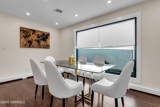 320 Silver Lagoon Drive, Toms River, NJ 08753