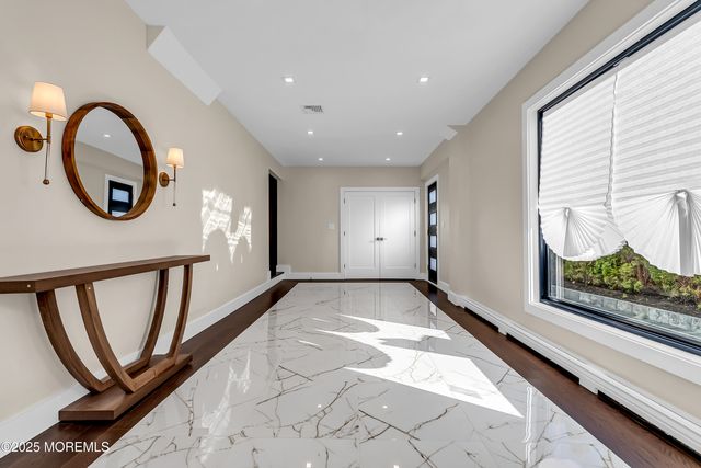 320 Silver Lagoon Drive, Toms River, NJ 08753