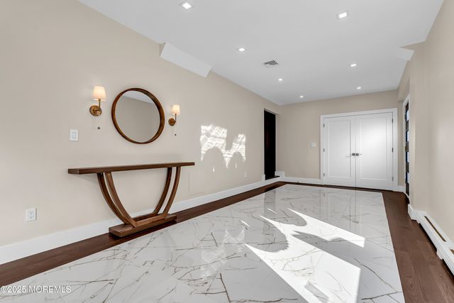 320 Silver Lagoon Drive, Toms River, NJ 08753