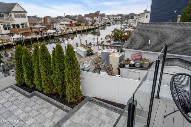 320 Silver Lagoon Drive, Toms River, NJ 08753