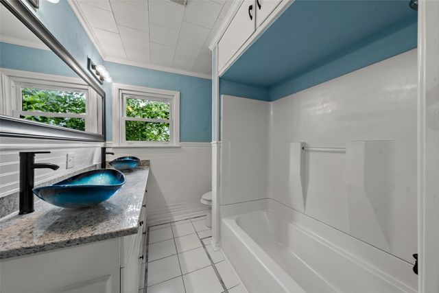 1403 E Texas Avenue, Mart, TX 76664