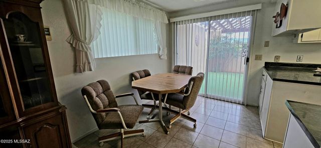 302 N Sage Street, Pearce, AZ 85625