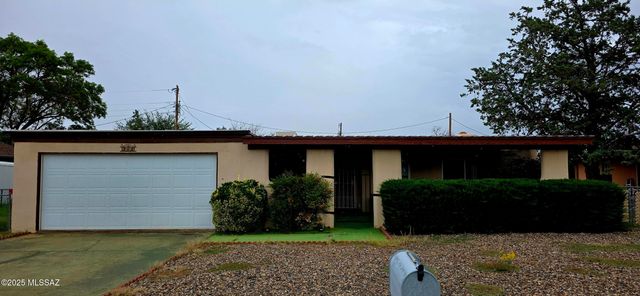 302 N Sage Street, Pearce, AZ 85625