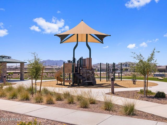 17731 W ILLINI Street, Goodyear, AZ 85338