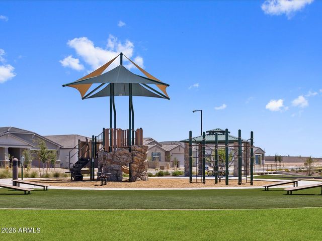 17731 W ILLINI Street, Goodyear, AZ 85338