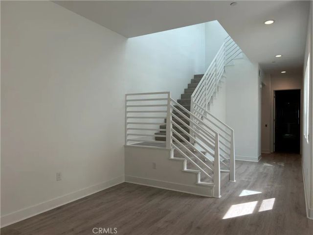 27345 Creekwood Lane, Valencia, CA 91381