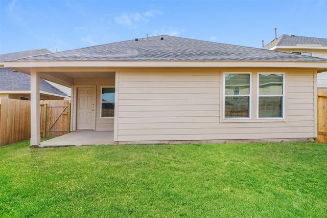 2522 Grayling Drive, Conroe, TX 77384