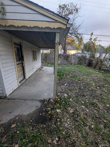 18974 Westmoreland Road, Detroit, MI 48219