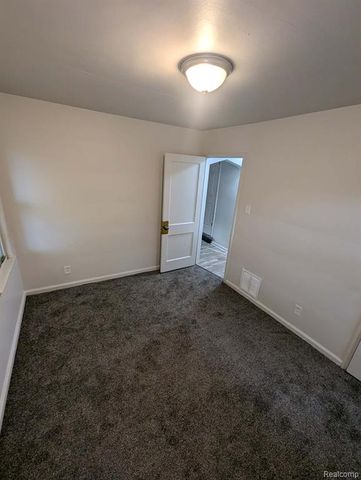 18974 Westmoreland Road, Detroit, MI 48219