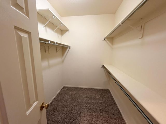 6348 W Pontiac Drive, Glendale, AZ 85308