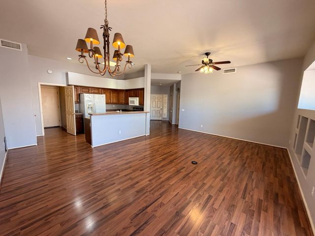 6348 W Pontiac Drive, Glendale, AZ 85308