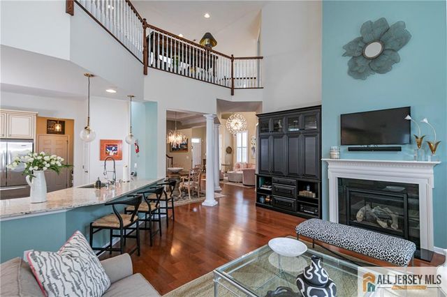 11 Bellingham Drive, South Brunswick, NJ 08824