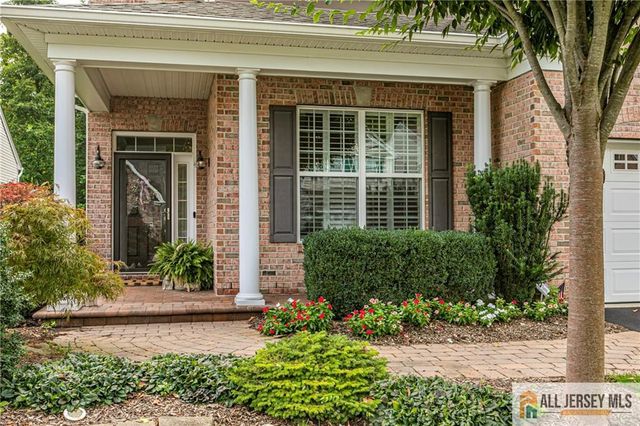 11 Bellingham Drive, South Brunswick, NJ 08824