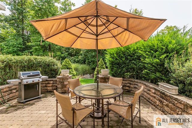 11 Bellingham Drive, South Brunswick, NJ 08824