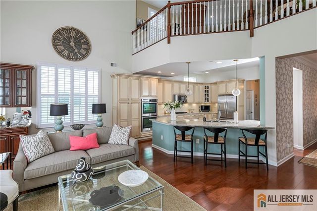 11 Bellingham Drive, South Brunswick, NJ 08824