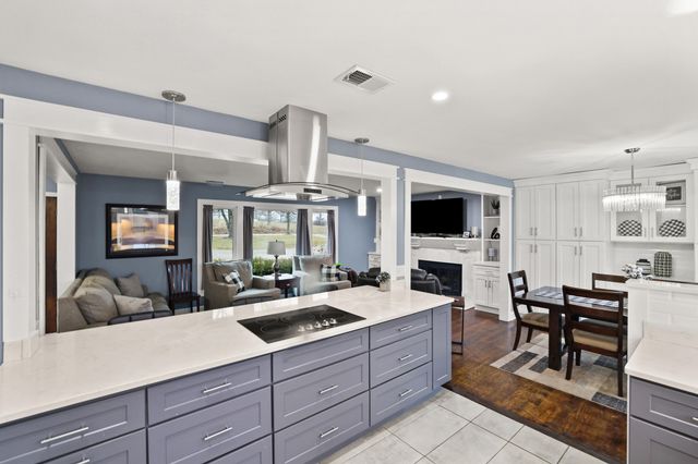 1031 Woodlake Drive, Lawrenceburg, KY 40342