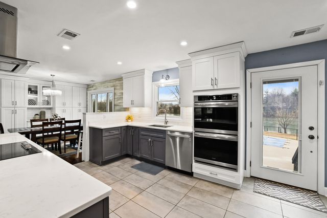 1031 Woodlake Drive, Lawrenceburg, KY 40342