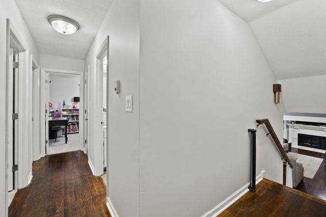 1031 Woodlake Drive, Lawrenceburg, KY 40342