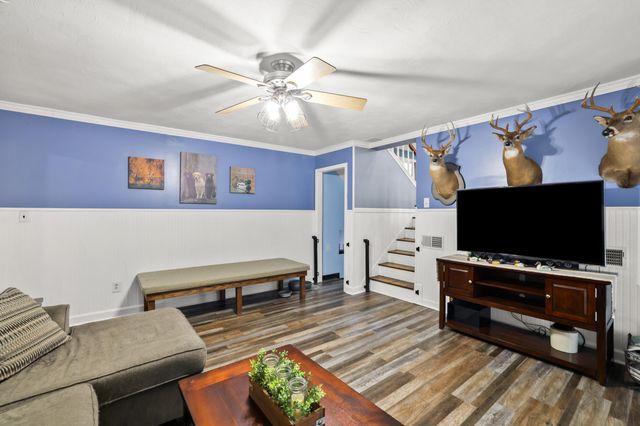 1031 Woodlake Drive, Lawrenceburg, KY 40342