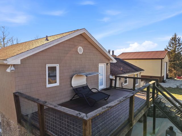 1031 Woodlake Drive, Lawrenceburg, KY 40342