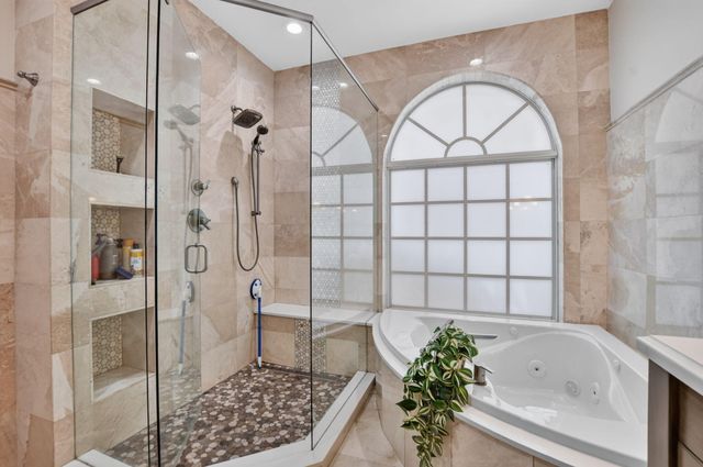 10426 BUENA VENTURA Drive, Boca Raton, FL 33498
