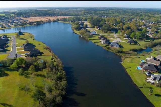 25539 Lakeland Drive, Loxley, AL 36551
