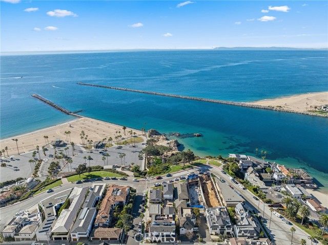 2824 Ocean Boulevard, Corona Del Mar (newport Beach), CA 92625