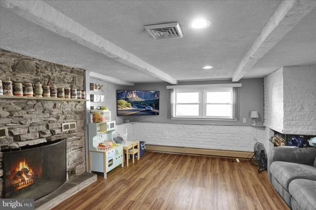 224 BARD AVE, Reading, PA 19608