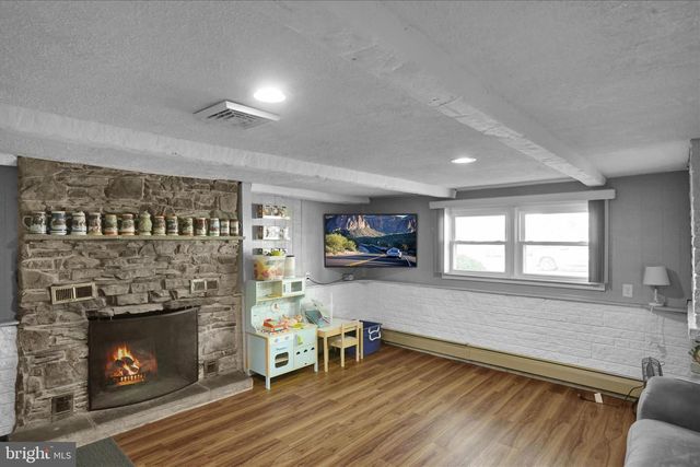 224 BARD AVE, Reading, PA 19608