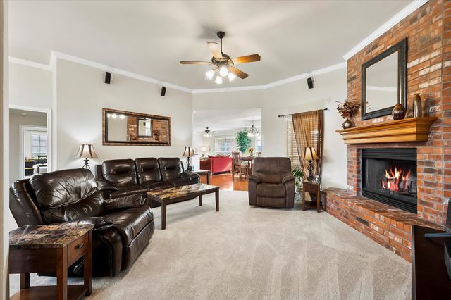 1025 Oak Hollow Lane, Combine, TX 75159