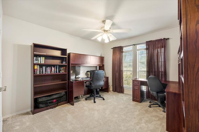 1025 Oak Hollow Lane, Combine, TX 75159