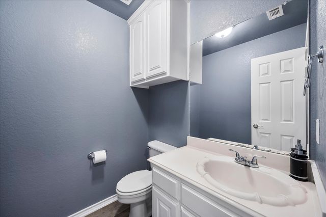 1025 Oak Hollow Lane, Combine, TX 75159