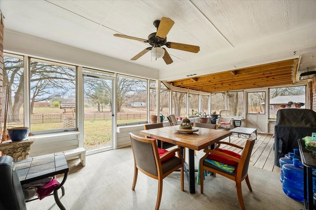 1025 Oak Hollow Lane, Combine, TX 75159